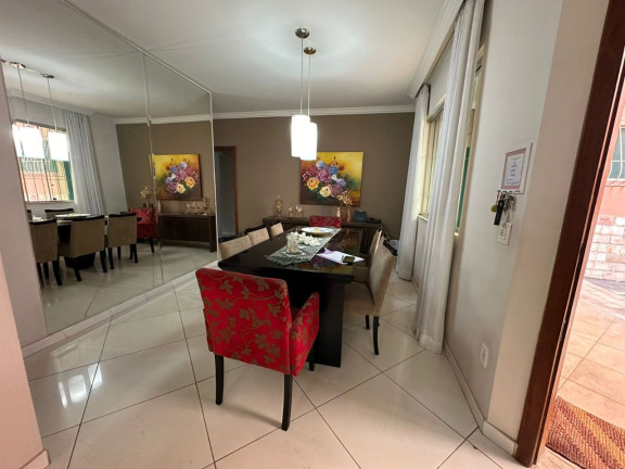 Imagem Casa com 3 Quartos à Venda, 420 m² em Castelo - Belo Horizonte Imagem Casa com 3 Quartos à Venda, 420 m² em Castelo - Belo Horizonte