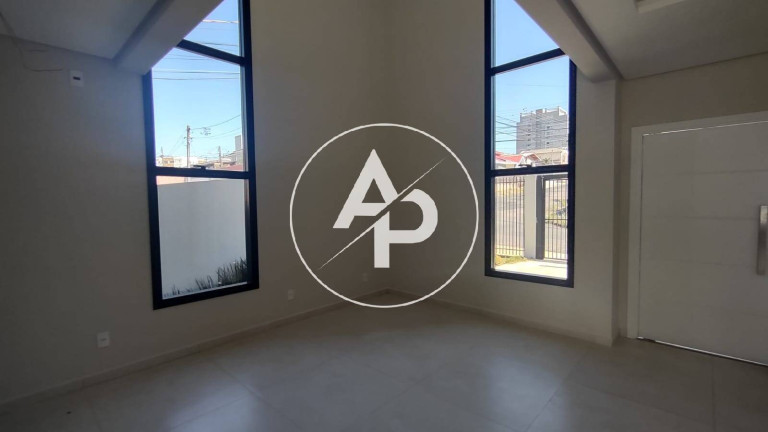 Imagem Sobrado com 3 Quartos à Venda, 162 m² em Orfãs - Ponta Grossa