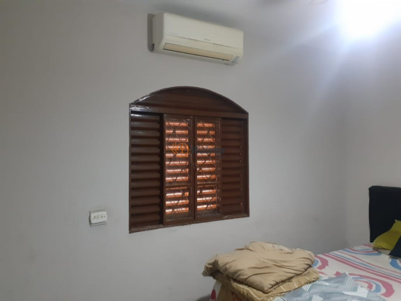 Imagem Casa com 2 Quartos à Venda, 90 m² em Jardim Santa Lúcia - Campinas Imagem Casa com 2 Quartos à Venda, 90 m² em Jardim Santa Lúcia - Campinas