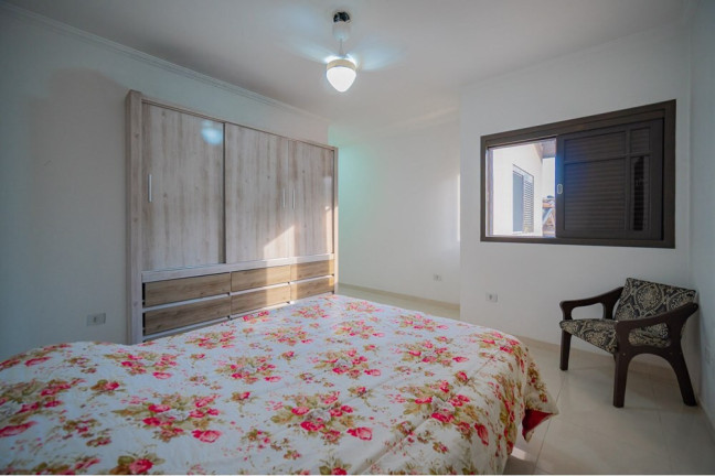 Imagem Casa com 4 Quartos à Venda, 188 m² em Centro - Osasco Imagem Casa com 4 Quartos à Venda, 188 m² em Centro - Osasco