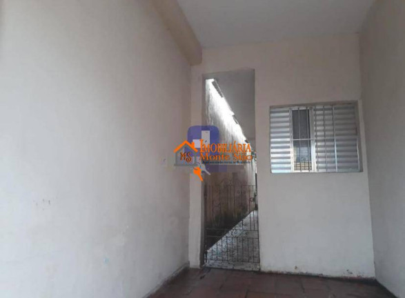 Imagem Casa com 3 Quartos à Venda, 240 m² em Jardim Santa Cecília - Guarulhos Imagem Casa com 3 Quartos à Venda, 240 m² em Jardim Santa Cecília - Guarulhos