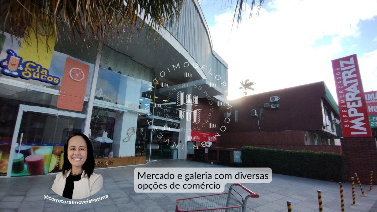 Imagem Imóvel com 6 Quartos à Venda, 307 m² em Trindade - Florianópolis Imagem Imóvel com 6 Quartos à Venda, 307 m² em Trindade - Florianópolis