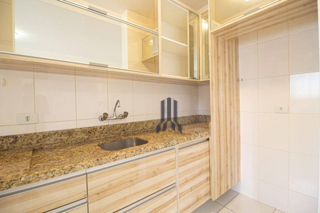 Imagem Apartamento com 2 Quartos para Alugar, 64 m² em Centro - Curitiba Imagem Apartamento com 2 Quartos para Alugar, 64 m² em Centro - Curitiba