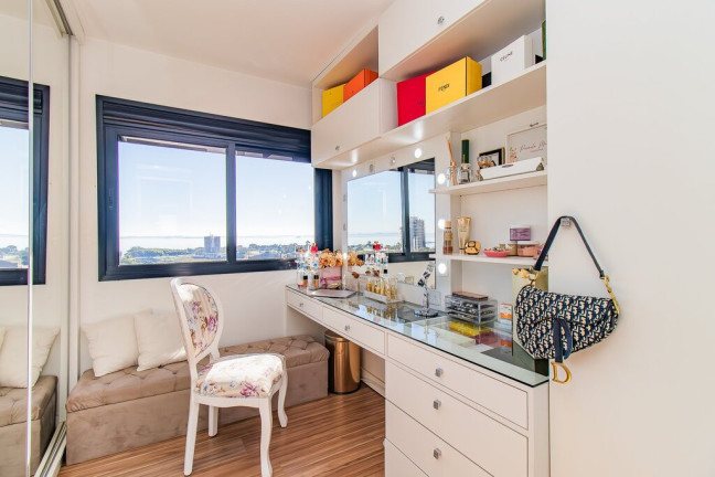 Apartamento com 2 Quartos à Venda, 129 m² em Cristal - Porto Alegre