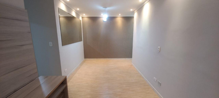 Imagem Imóvel com 2 Quartos à Venda, 55 m² Imagem Imóvel com 2 Quartos à Venda, 55 m²