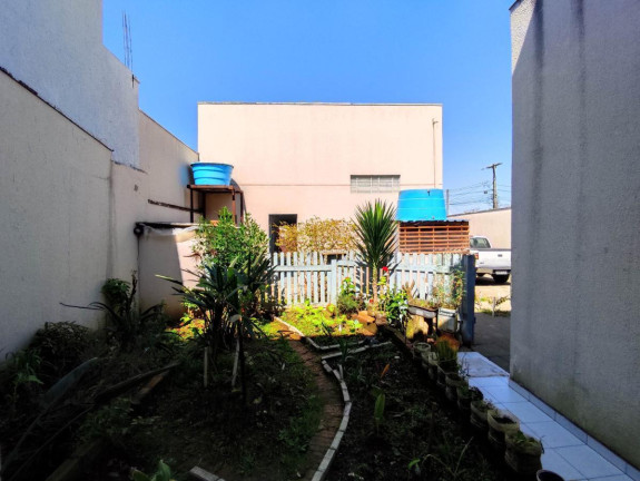 Imagem Casa com 4 Quartos à Venda, 235 m² em Portão - Curitiba Imagem Casa com 4 Quartos à Venda, 235 m² em Portão - Curitiba