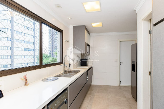 Imagem Apartamento com 3 Quartos à Venda, 187 m² em Campo Belo - São Paulo