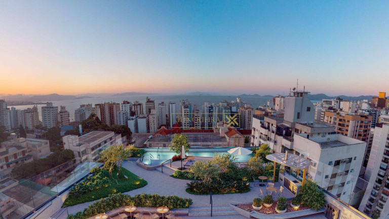 Imagem Apartamento com 3 Quartos à Venda, 141 m² em Centro - Florianópolis Imagem Apartamento com 3 Quartos à Venda, 141 m² em Centro - Florianópolis
