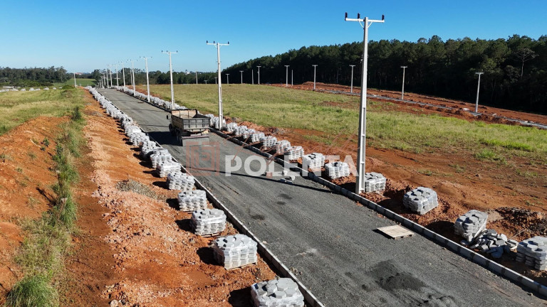 Imagem Terreno à Venda, 360 m² em Linha Batista - Criciúma Imagem Terreno à Venda, 360 m² em Linha Batista - Criciúma