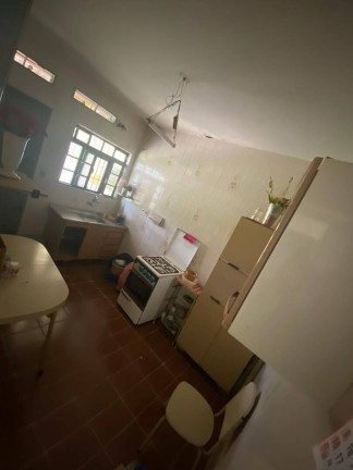 Imagem Casa com 1 Quarto à Venda, 250 m² em Mongaguá Imagem Casa com 1 Quarto à Venda, 250 m² em Mongaguá