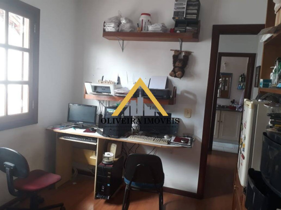 Casa com 4 Quartos à Venda, 236 m² em Maria Paula - São Gonçalo