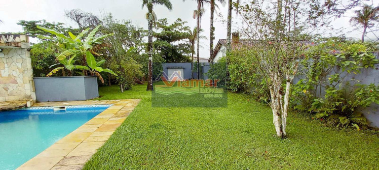 Imagem Casa com 4 Quartos à Venda, 338 m² em Jardim Virgínia - Guarujá Imagem Casa com 4 Quartos à Venda, 338 m² em Jardim Virgínia - Guarujá