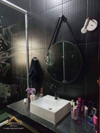 Imagem Imóvel com 2 Quartos à Venda, 100 m² em Caiçara - Praia Grande Imagem Imóvel com 2 Quartos à Venda, 100 m² em Caiçara - Praia Grande