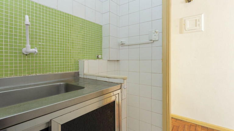 Imagem Imóvel com 1 Quarto à Venda, 40 m² em Catete - Rio De Janeiro Imagem Imóvel com 1 Quarto à Venda, 40 m² em Catete - Rio De Janeiro
