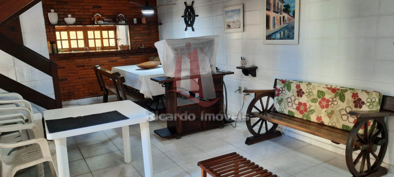 Imagem Casa de Condomínio com 2 Quartos à Venda, 100 m² em Peró - Cabo Frio Imagem Casa de Condomínio com 2 Quartos à Venda, 100 m² em Peró - Cabo Frio