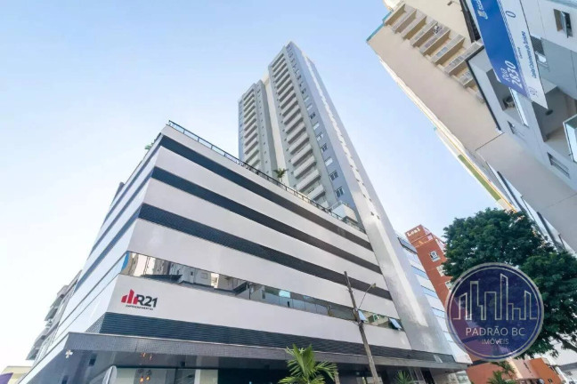 Imagem Apartamento com 3 Quartos à Venda, 137 m² em Centro - Balneário Camboriú Imagem Apartamento com 3 Quartos à Venda, 137 m² em Centro - Balneário Camboriú