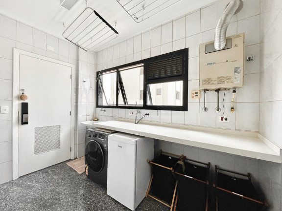 Imagem Apartamento com 3 Quartos à Venda, 192 m² em Aclimação - São Paulo