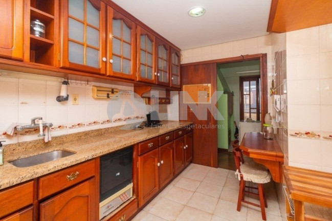 Imagem Apartamento com 3 Quartos à Venda, 112 m² em Petrópolis - Porto Alegre Imagem Apartamento com 3 Quartos à Venda, 112 m² em Petrópolis - Porto Alegre
