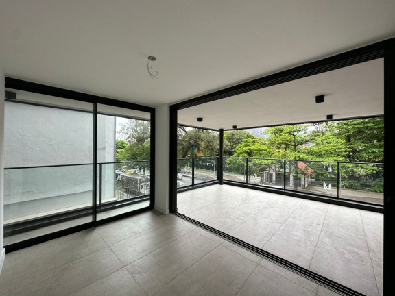 Imagem Apartamento com 4 Quartos à Venda, 183 m² em Lagoa - Rio De Janeiro Imagem Apartamento com 4 Quartos à Venda, 183 m² em Lagoa - Rio De Janeiro