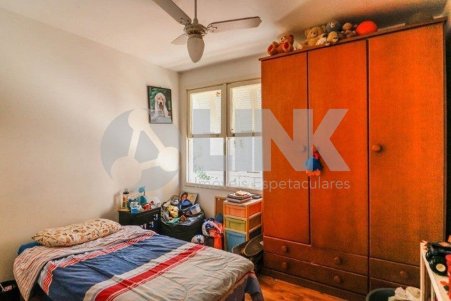 Imagem Apartamento com 3 Quartos à Venda, 63 m² em Petrópolis - Porto Alegre Imagem Apartamento com 3 Quartos à Venda, 63 m² em Petrópolis - Porto Alegre