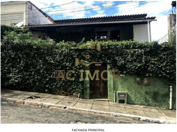 Casa com 3 Quartos para Alugar, 124 m² em Rio Vermelho - Salvador