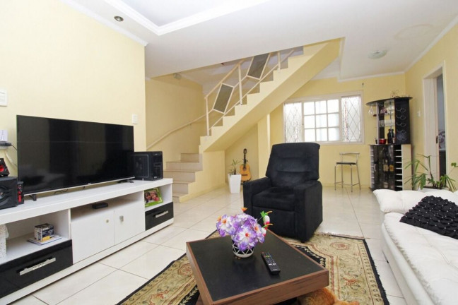 Imagem Casa com 5 Quartos à Venda, em Sarandi - Porto Alegre Imagem Casa com 5 Quartos à Venda, em Sarandi - Porto Alegre