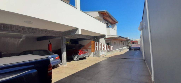 Imagem Casa com 3 Quartos à Venda, 370 m² em Vila Mesquita - São Paulo Imagem Casa com 3 Quartos à Venda, 370 m² em Vila Mesquita - São Paulo
