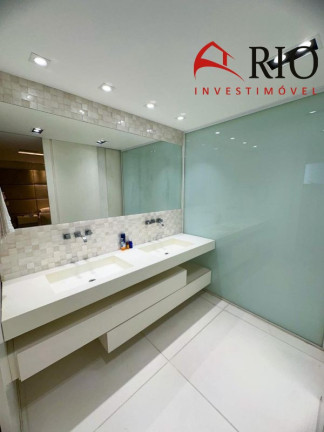 Imagem Imóvel com 4 Quartos à Venda, 230 m² em Barra Da Tijuca - Rio De Janeiro Imagem Imóvel com 4 Quartos à Venda, 230 m² em Barra Da Tijuca - Rio De Janeiro