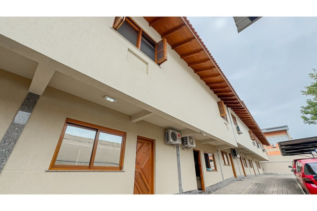 Imagem Casa de Condomínio com 2 Quartos à Venda, 77 m² em Partenon - Porto Alegre Imagem Casa de Condomínio com 2 Quartos à Venda, 77 m² em Partenon - Porto Alegre