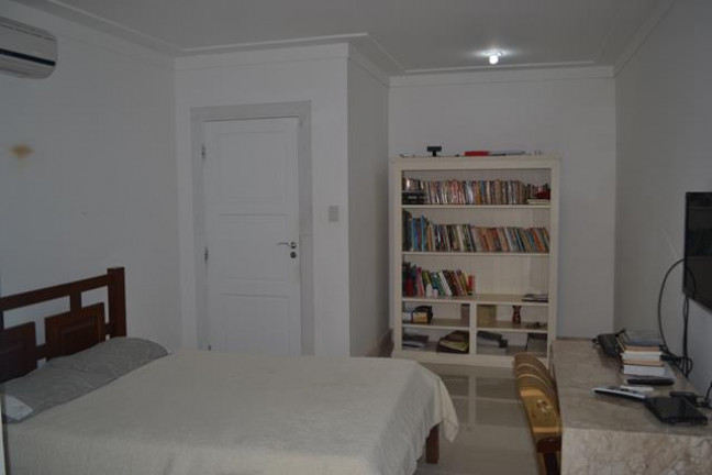 Imagem Casa com 4 Quartos à Venda, 400 m² em Portão - Lauro De Freitas Imagem Casa com 4 Quartos à Venda, 400 m² em Portão - Lauro De Freitas