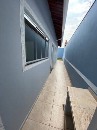 Imagem Casa com 2 Quartos à Venda, 300 m² em Jardim Itamarati - Botucatu
