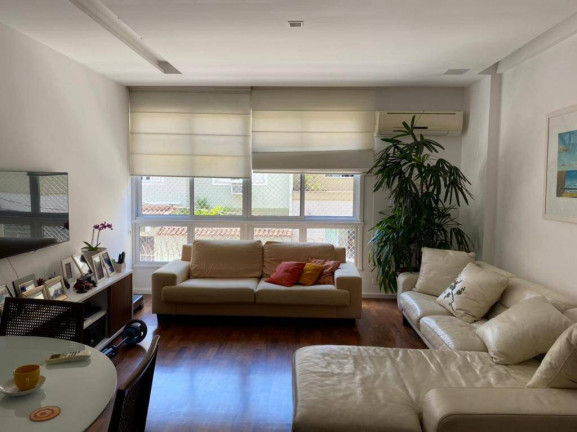 Imagem Apartamento com 3 Quartos à Venda, em Lagoa - Rio De Janeiro Imagem Apartamento com 3 Quartos à Venda, em Lagoa - Rio De Janeiro