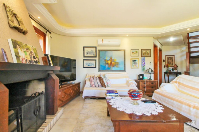 Imagem Casa de Condomínio com 3 Quartos à Venda, 389 m² em Vila Nova - Porto Alegre Imagem Casa de Condomínio com 3 Quartos à Venda, 389 m² em Vila Nova - Porto Alegre