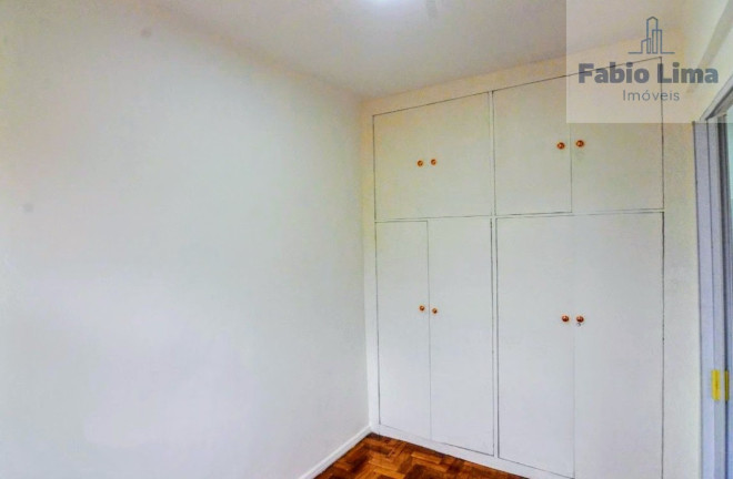 Imagem Imóvel com 1 Quarto à Venda, 26 m² em Botafogo - Rio De Janeiro Imagem Imóvel com 1 Quarto à Venda, 26 m² em Botafogo - Rio De Janeiro