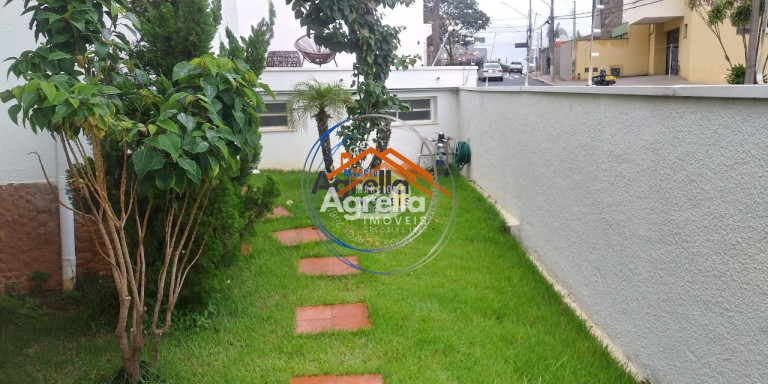 Imagem Casa com 3 Quartos à Venda, 242 m² em Jardim Saúde - Mogi Mirim Imagem Casa com 3 Quartos à Venda, 242 m² em Jardim Saúde - Mogi Mirim