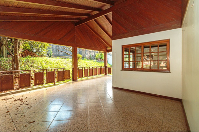 Imagem Casa com 3 Quartos à Venda, 380 m² em Rubem Berta - Porto Alegre Imagem Casa com 3 Quartos à Venda, 380 m² em Rubem Berta - Porto Alegre