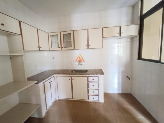 Imagem Apartamento com 3 Quartos à Venda, 203 m² Imagem Apartamento com 3 Quartos à Venda, 203 m²