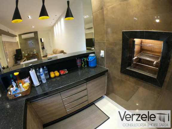 Imagem Apartamento com 2 Quartos à Venda, 77 m² em Centro - Balneário Camboriú