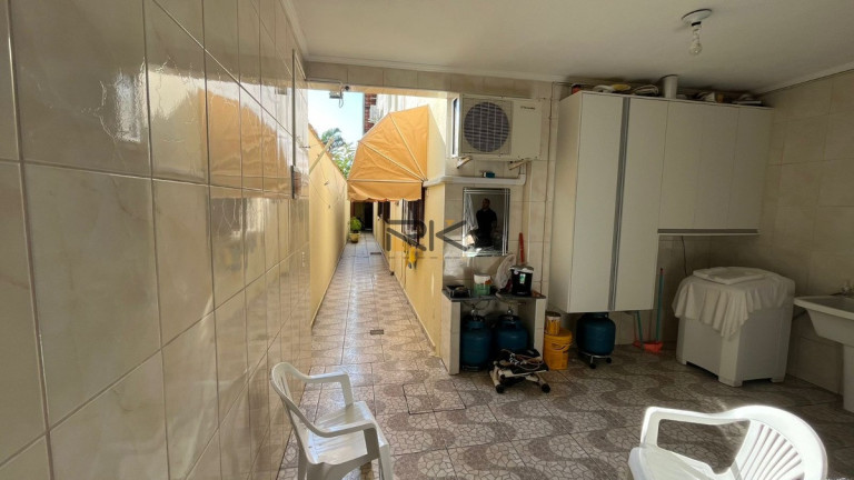 Imagem Sobrado com 5 Quartos à Venda, 208 m² em Barra Da Lagoa - Ubatuba