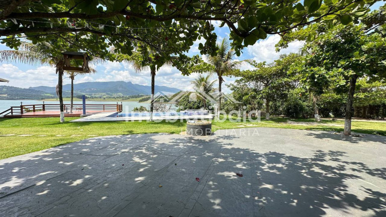 Imagem Chácara com 7 Quartos à Venda, 9.000 m² em Zona Rural - Piracaia Imagem Chácara com 7 Quartos à Venda, 9.000 m² em Zona Rural - Piracaia