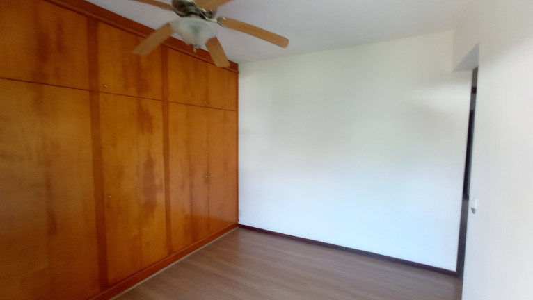 Imagem Apartamento com 3 Quartos à Venda, 99 m² em Menino Deus - Porto Alegre