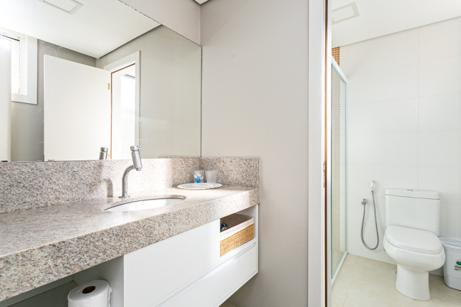 Imagem Casa com 5 Quartos à Venda, 180 m² em Centro - Garopaba Imagem Casa com 5 Quartos à Venda, 180 m² em Centro - Garopaba