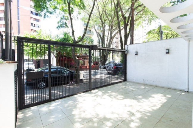 Imagem Casa com 3 Quartos à Venda, 109 m² em Moema - São Paulo Imagem Casa com 3 Quartos à Venda, 109 m² em Moema - São Paulo