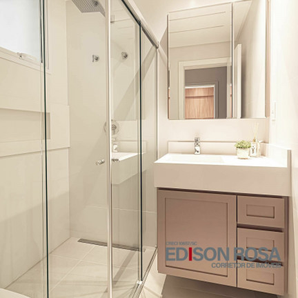 Imagem Apartamento com 3 Quartos à Venda, 104 m² em Centro - Florianópolis Imagem Apartamento com 3 Quartos à Venda, 104 m² em Centro - Florianópolis