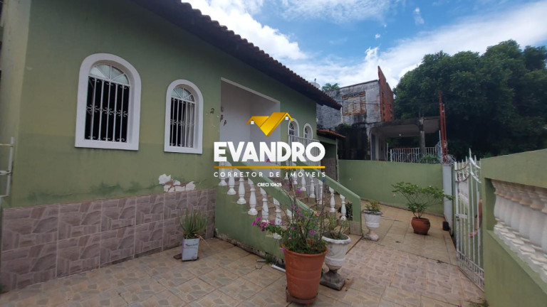 Imagem Casa com 4 Quartos à Venda, 319 m² em Morada Do Ouro - Cuiabá Imagem Casa com 4 Quartos à Venda, 319 m² em Morada Do Ouro - Cuiabá