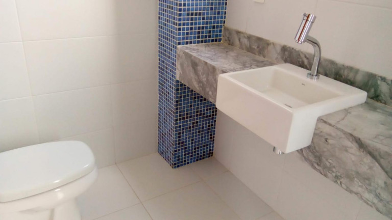 Imagem Casa com 4 Quartos à Venda, 425 m² em Portão - Lauro De Freitas Imagem Casa com 4 Quartos à Venda, 425 m² em Portão - Lauro De Freitas