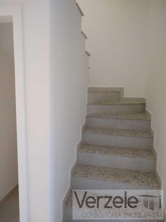 Imagem Casa com 3 Quartos à Venda, 130 m² em Ariribá - Balneário Camboriú