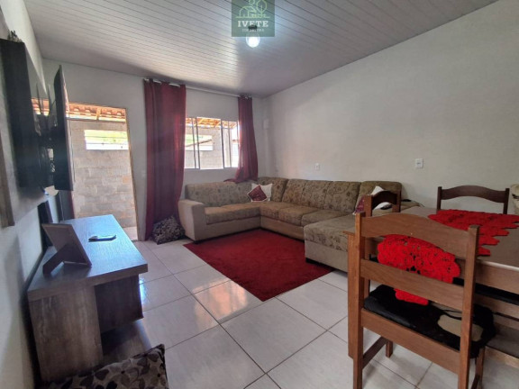 Imagem Casa com 3 Quartos à Venda, 200 m² Imagem Casa com 3 Quartos à Venda, 200 m²
