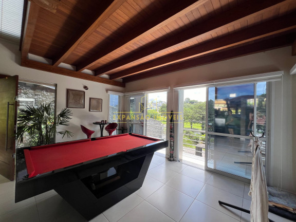 Imagem Casa com 3 Quartos à Venda, 248 m² em Pedra Branca - Palhoça Imagem Casa com 3 Quartos à Venda, 248 m² em Pedra Branca - Palhoça