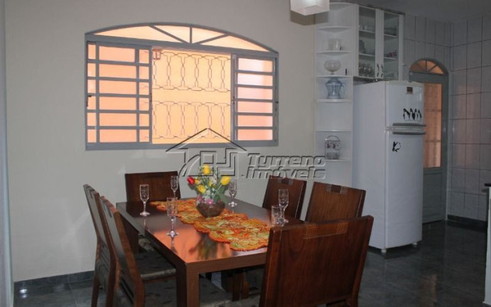 Imagem Casa com 3 Quartos à Venda, 200 m² em Jardim Sul - São José Dos Campos Imagem Casa com 3 Quartos à Venda, 200 m² em Jardim Sul - São José Dos Campos